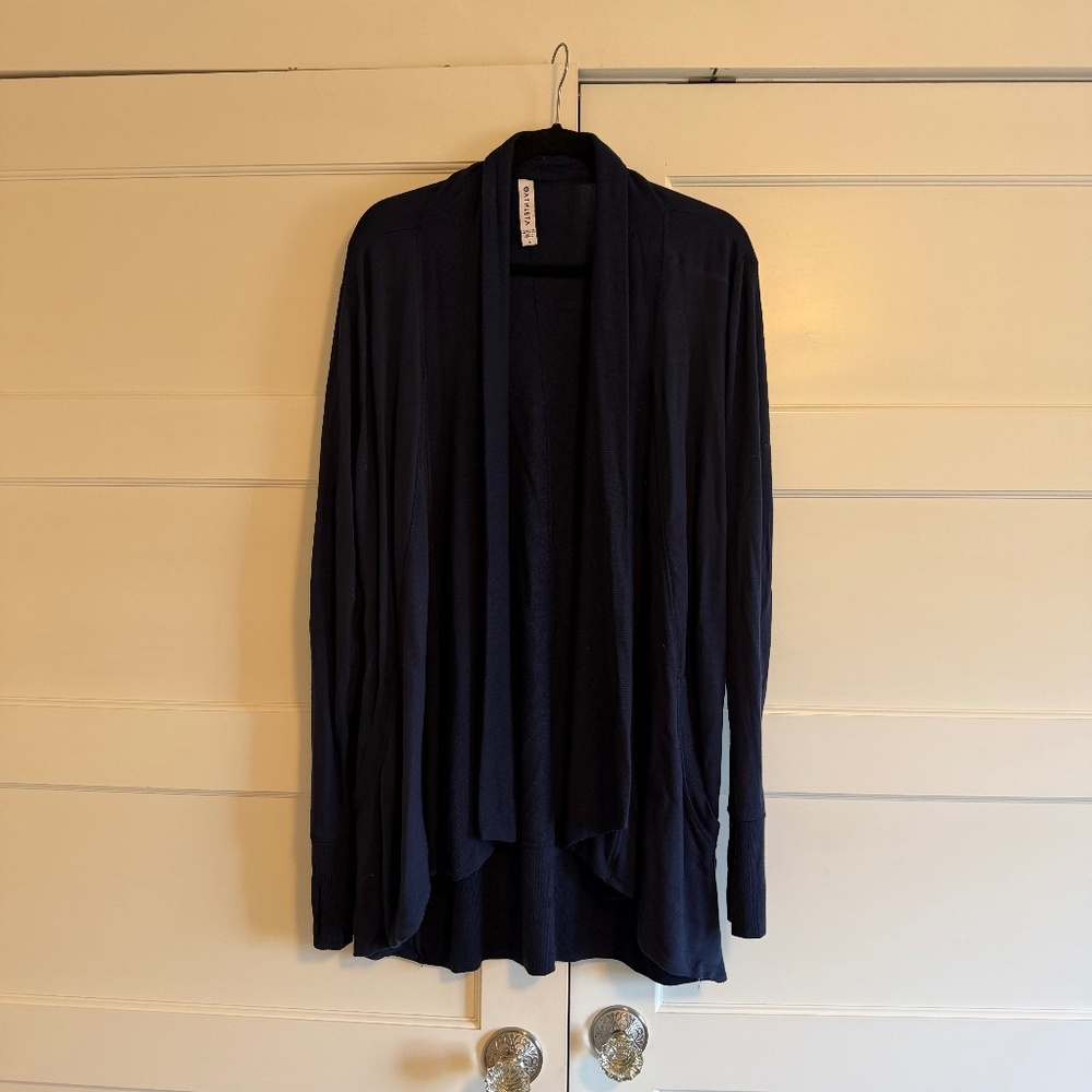 Athleta Pranayama Wrap Navy-Large